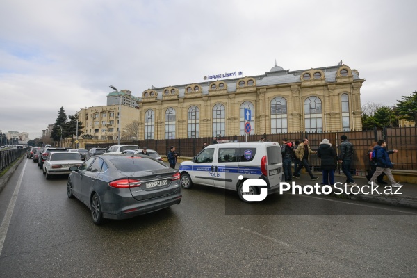 Bakıda liseydə şagird müəlliməsini güllələyib