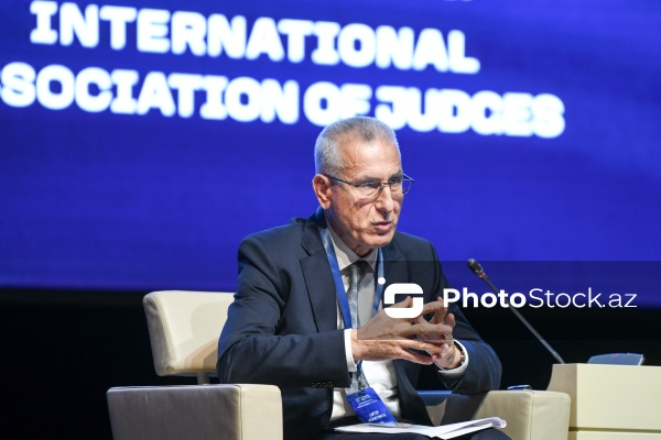 Lətif Hüseynov - Bakıda məhkəmə sisteminə həsr olunmuş beynəlxalq konfransda