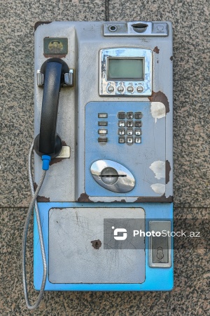 Bakıda nostalji ab-hava yaradan taksofonlar