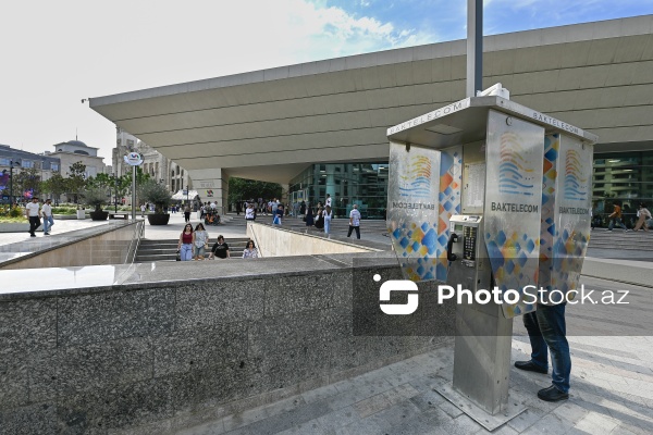 Bakıda nostalji ab-hava yaradan taksofonlar