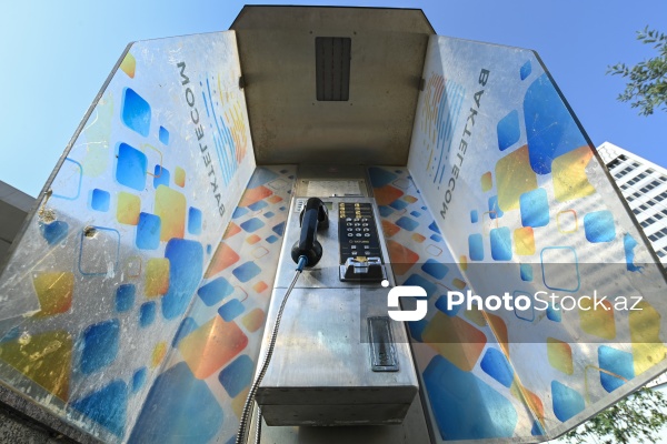 Bakıda nostalji ab-hava yaradan taksofonlar