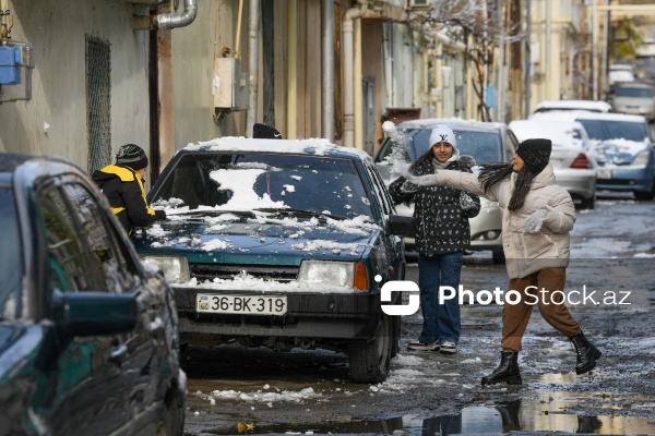 Bakıda qarlı hava şəraiti