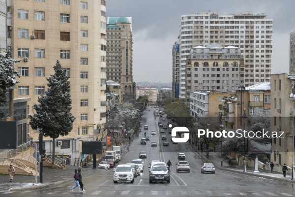 Bakıda qarlı hava şəraiti