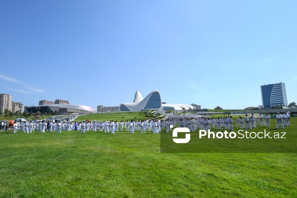 Bakıda Silahlı Qüvvələr Gününə həsr olunan kontakt karate üslubları üzrə yay seminarı