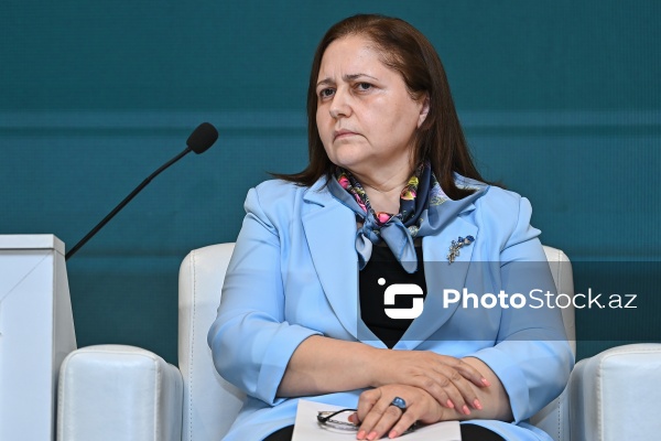 Bakıda keçirilən "Gənc nəslin milli-mənəvi dəyərlər ruhunda tərbiyəsi" mövzusunda konfrans
