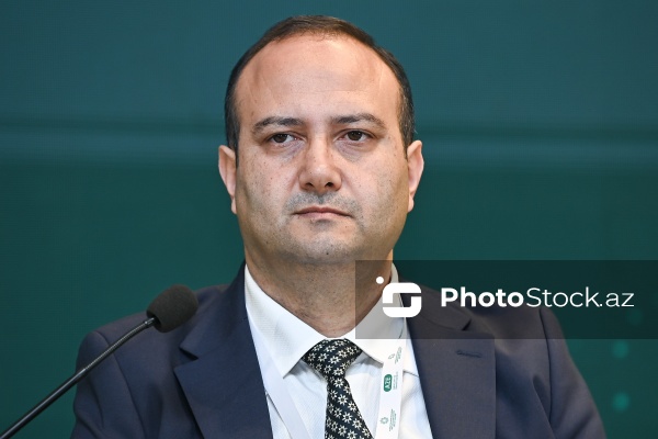 Bakıda keçirilən "Gənc nəslin milli-mənəvi dəyərlər ruhunda tərbiyəsi" mövzusunda konfrans