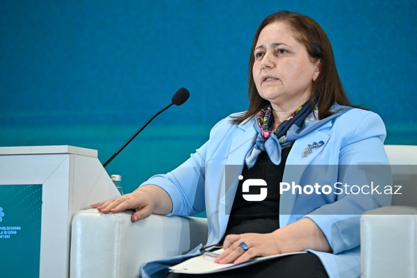 Bakıda keçirilən "Gənc nəslin milli-mənəvi dəyərlər ruhunda tərbiyəsi" mövzusunda konfrans
