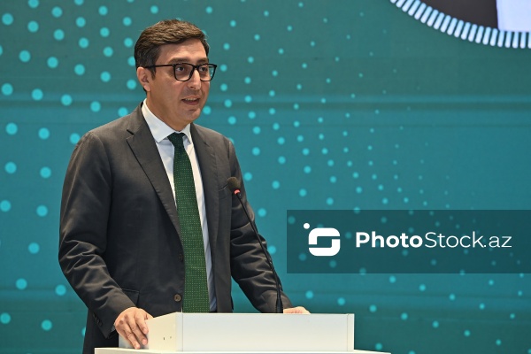 Bakıda keçirilən "Gənc nəslin milli-mənəvi dəyərlər ruhunda tərbiyəsi" mövzusunda konfrans