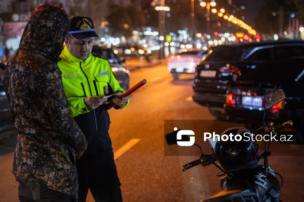 Bakıda yol polisindən motosiklet sürücülərinə qarşı gecə reydi