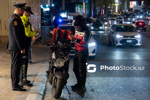 Bakıda yol polisindən motosiklet sürücülərinə qarşı gecə reydi