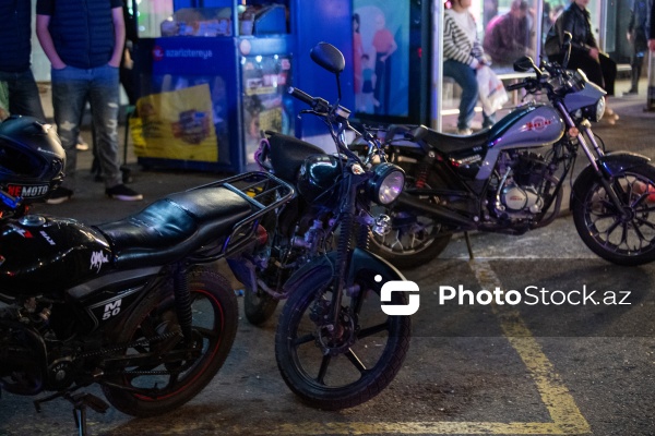 Bakıda yol polisindən motosiklet sürücülərinə qarşı gecə reydi