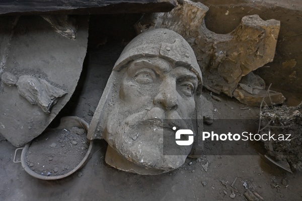 Bakıdakı heykəllərin əksəriyyətinin hazırlandığı yer – İstehsalat Yaradıcılıq Kombinatı