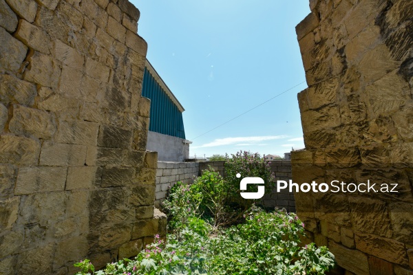Bakının Bilgəh qəsəbəsində yerləşən “Tonqal qalası”