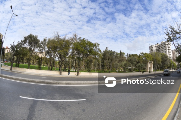 Bakının Nərimanov rayonunda salınan yeni park