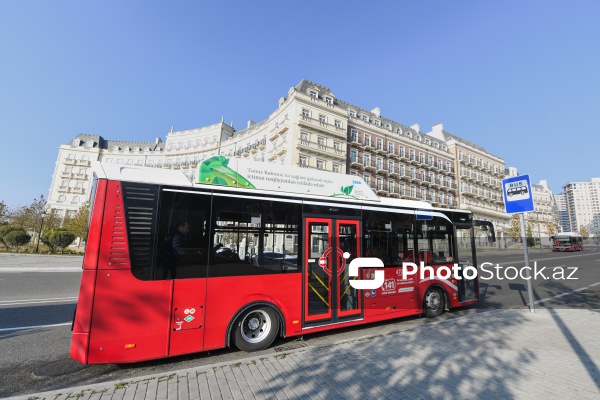 Qadın avtobus sürücüləri vəzifələrinin icrasına başlayıblar