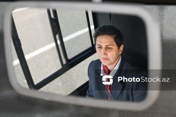 Xalidə Səmədova - Qadın avtobus sürücüsü