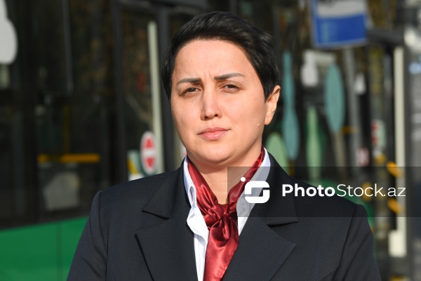 Xalidə Səmədova - Qadın avtobus sürücüsü