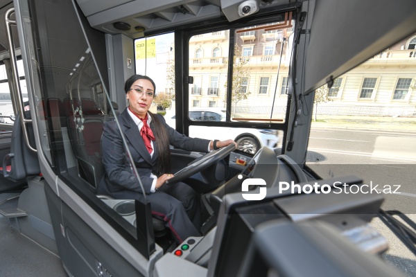 Rəna Cəfərova - Qadın avtobus sürücüsü