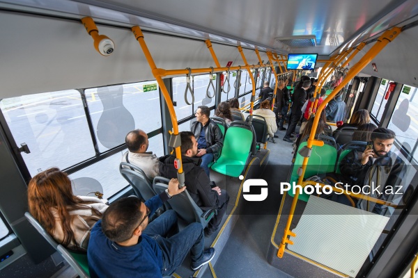 Qadın avtobus sürücüləri vəzifələrinin icrasına başlayıblar