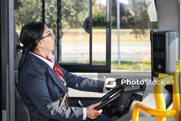 Rəna Cəfərova - Qadın avtobus sürücüsü