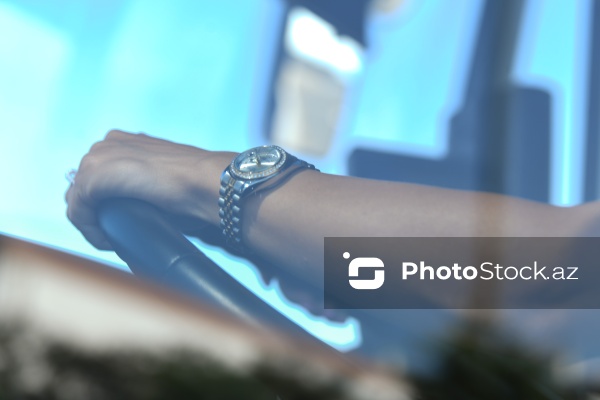 Bakıda qadın avtobus sürücülərinin təlim prosesi