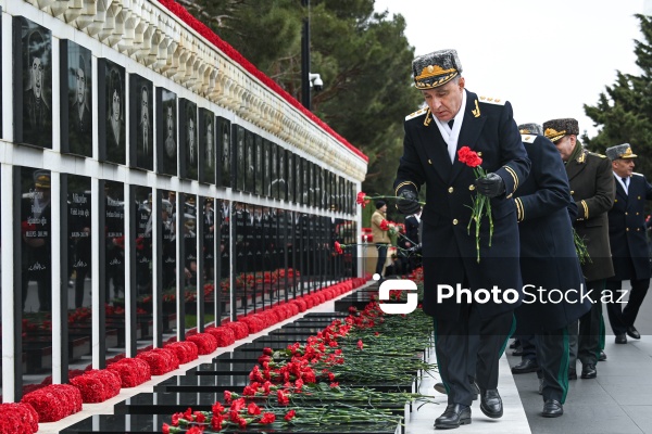 Kamran Əliyev - Şəhidlər xiyabanında