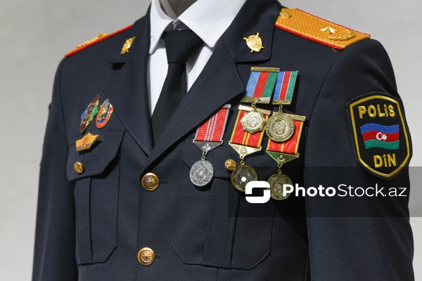 Dövlət Bayrağı Meydanında yerləşən Dövlət Bayrağı Muzeyi