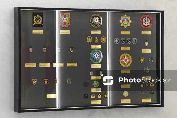 Dövlət Bayrağı Meydanında yerləşən Dövlət Bayrağı Muzeyi