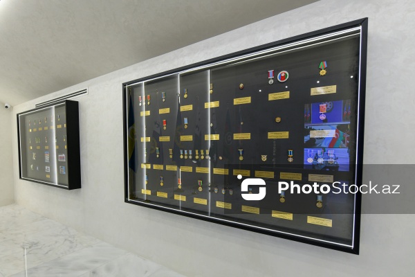 Dövlət Bayrağı Meydanında yerləşən Dövlət Bayrağı Muzeyi