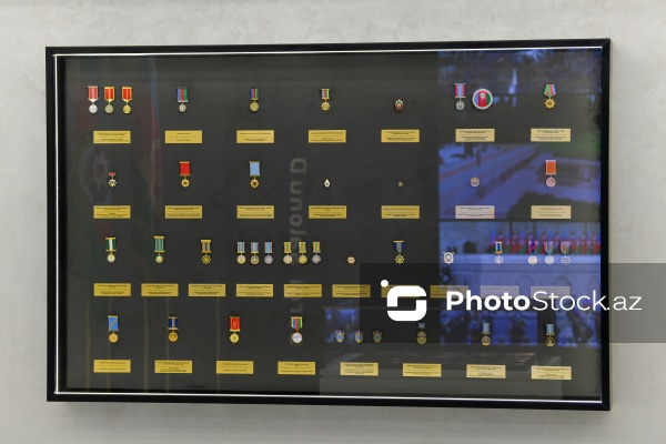 Dövlət Bayrağı Meydanında yerləşən Dövlət Bayrağı Muzeyi