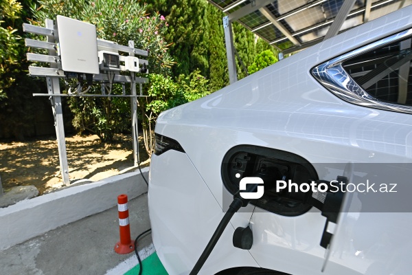 Bərpa olunan enerji qurğu və avadanlıqlarının istismarı üzrə emalatxanaların açılış mərasimi