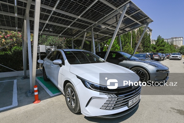 Bərpa olunan enerji qurğu və avadanlıqlarının istismarı üzrə emalatxanaların açılış mərasimi