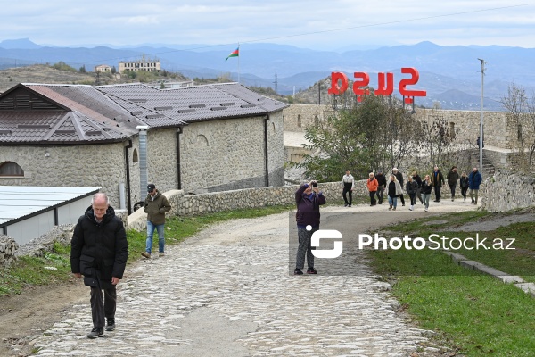 33 beynəlxalq səyyahdan ibarət qrupun Şuşa səfəri