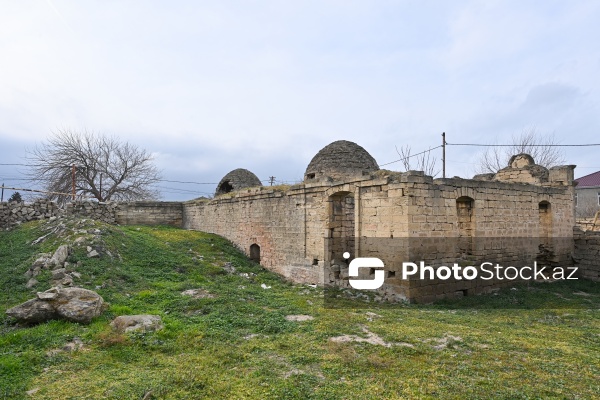 Bilgəh kəndində yerləşən XIX-XX əsrlərə aid "Seyid ağa hamamı"