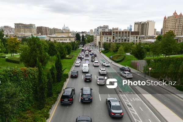 Bakının mərkəzində müşahidə edilən tıxac