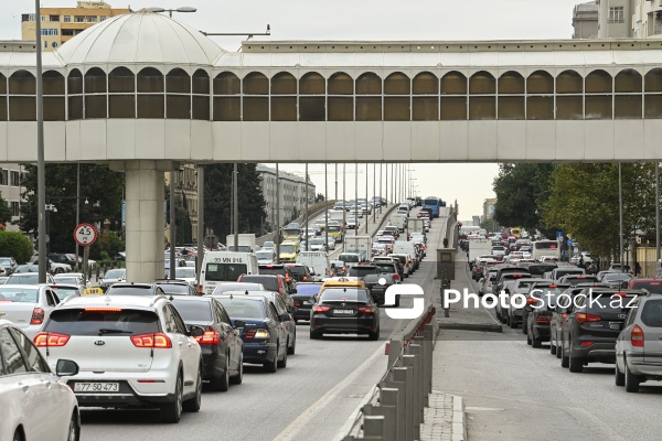 Bakının mərkəzində müşahidə edilən tıxac