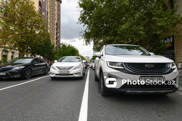 Bakının mərkəzində müşahidə edilən tıxac