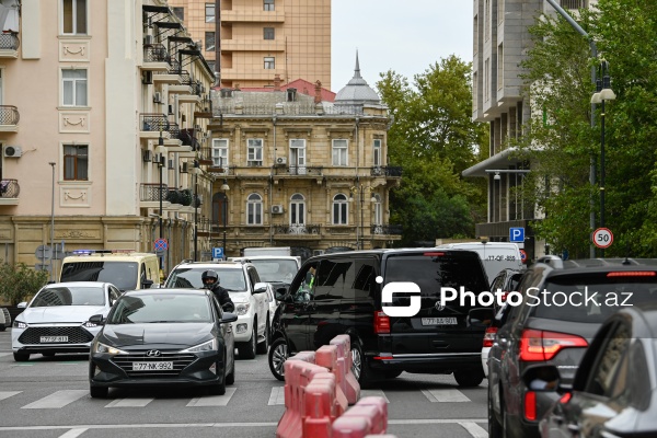 Bakının mərkəzində müşahidə edilən tıxac