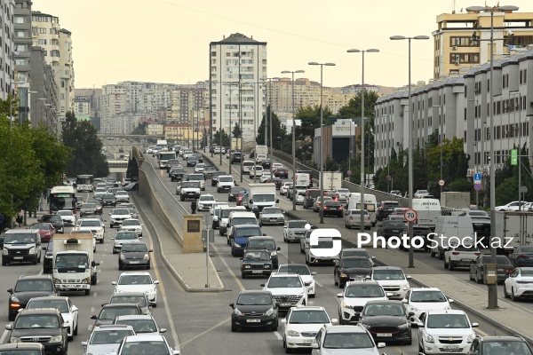Bakının mərkəzində müşahidə edilən tıxac