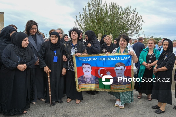 Birinci Qarabağ müharibəsi şəhidləri Elman Camalov, Əbülfəz Əbilov, Tahir Şirinov və Cavanşir Hüseynovun dəfn mərasimi