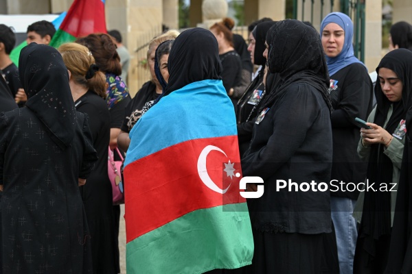 Birinci Qarabağ müharibəsi şəhidləri Elman Camalov, Əbülfəz Əbilov, Tahir Şirinov və Cavanşir Hüseynovun dəfn mərasimi