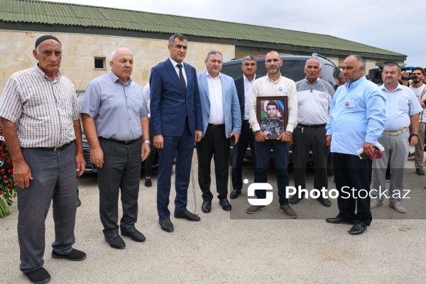 Birinci Qarabağ müharibəsi şəhidləri Elman Camalov, Əbülfəz Əbilov, Tahir Şirinov və Cavanşir Hüseynovun dəfn mərasimi