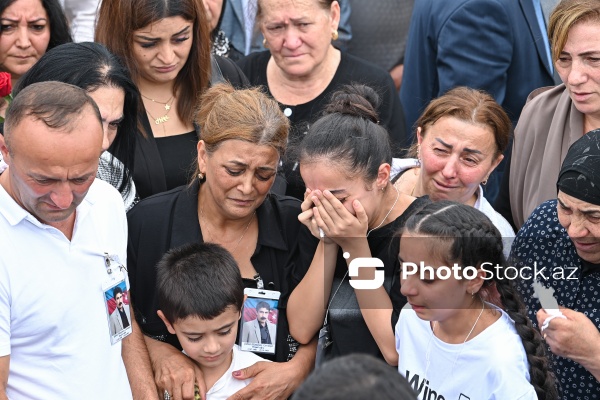 Birinci Qarabağ müharibəsi şəhidləri Elman Camalov, Əbülfəz Əbilov, Tahir Şirinov və Cavanşir Hüseynovun dəfn mərasimi