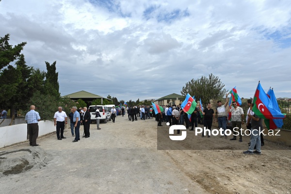 Birinci Qarabağ müharibəsi şəhidləri Elman Camalov, Əbülfəz Əbilov, Tahir Şirinov və Cavanşir Hüseynovun dəfn mərasimi