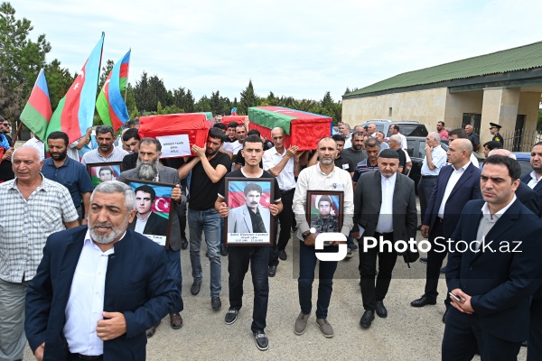 Birinci Qarabağ müharibəsi şəhidləri Elman Camalov, Əbülfəz Əbilov, Tahir Şirinov və Cavanşir Hüseynovun dəfn mərasimi