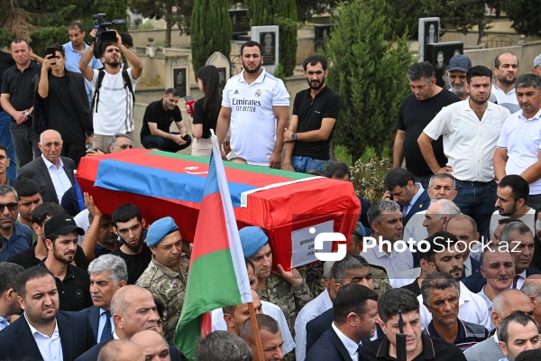 Birinci Qarabağ müharibəsi şəhidləri Elman Camalov, Əbülfəz Əbilov, Tahir Şirinov və Cavanşir Hüseynovun dəfn mərasimi