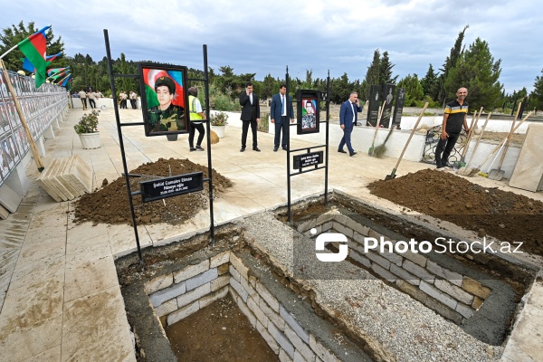 Birinci Qarabağ müharibəsi şəhidləri Elman Camalov, Əbülfəz Əbilov, Tahir Şirinov və Cavanşir Hüseynovun dəfn mərasimi