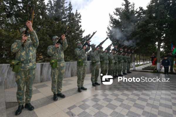 Birinci Qarabağ müharibəsində itkin düşmüş xanım şəhid Mehriban Qarayevanın dəfni
