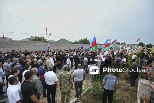 Birinci Qarabağ müharibəsində itkin düşmüş şəhid Aydın Qurbanovun dəfn mərasimi