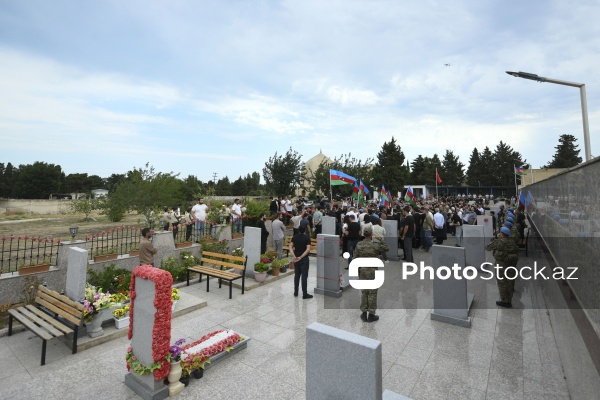 Birinci Qarabağ müharibəsində itkin düşmüş şəhid Aydın Qurbanovun dəfn mərasimi